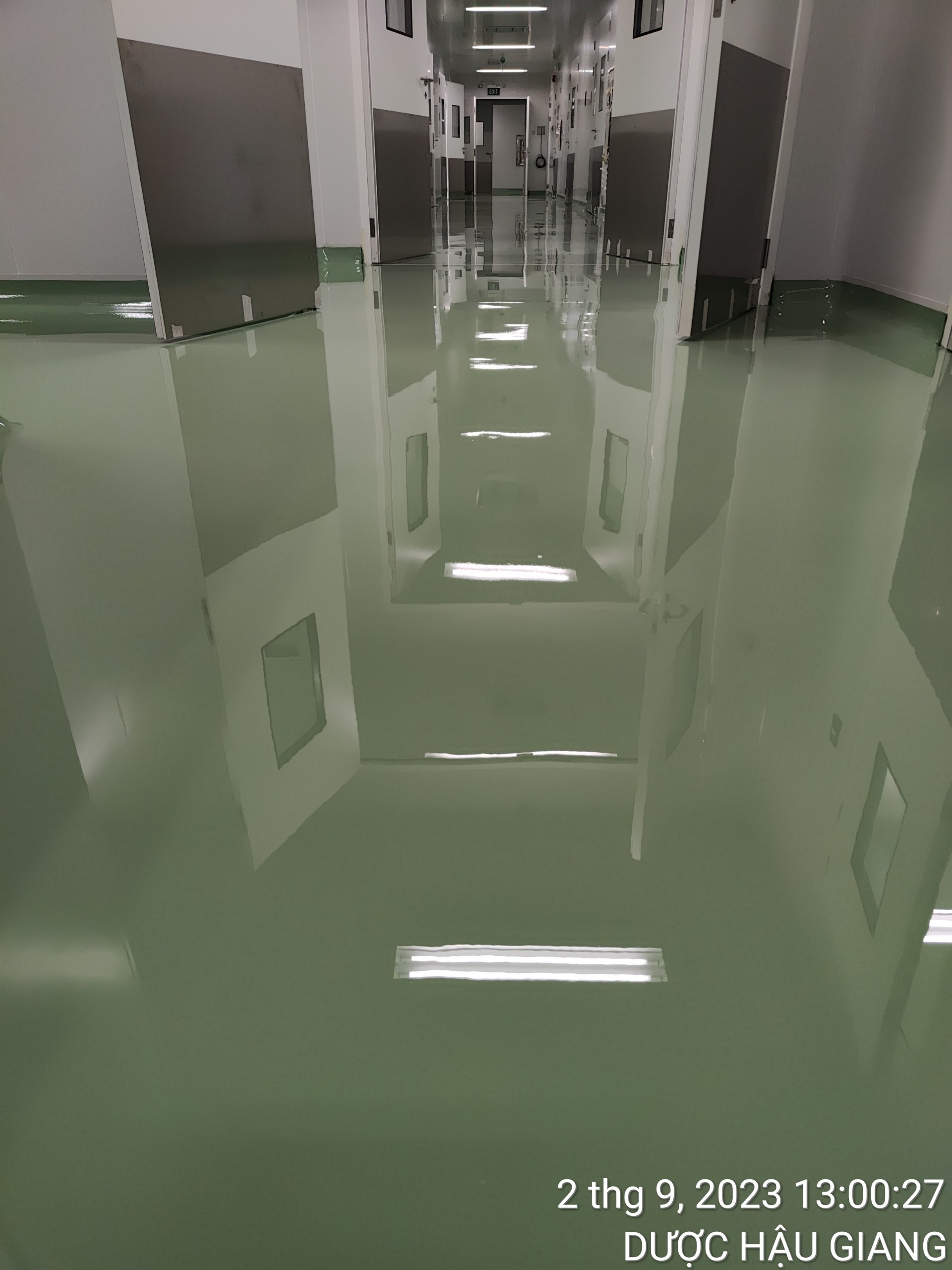 Thi Công Sơn Epoxy Tự San Phẳng Tại Bình Dương Thi Công Sơn Epoxy Tự San Phẳng Tại Bình Dương