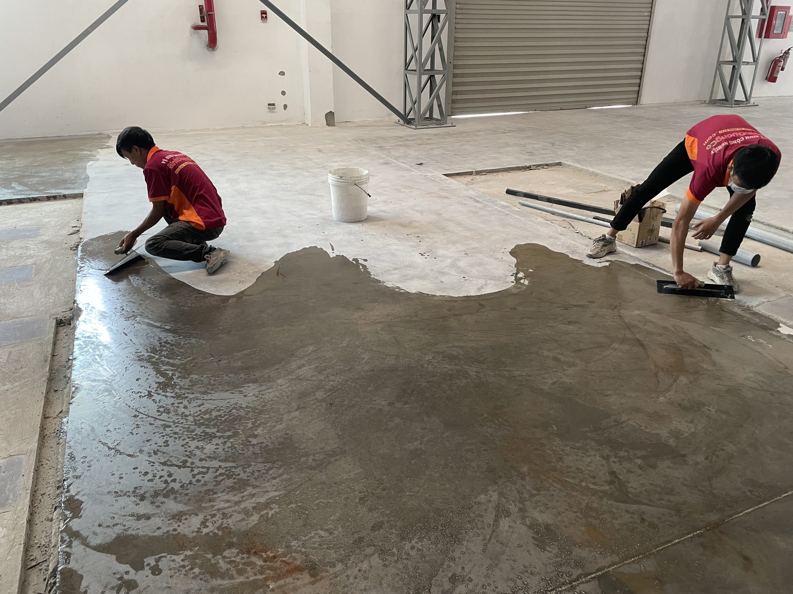 Thi Công Sơn Epoxy Hệ Lăn Rulo Thi Công Sơn Epoxy Hệ Lăn Rulo