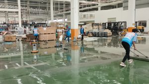 Thi công vệ sinh nhà xưởng sau xây dựng tại Bình Dương