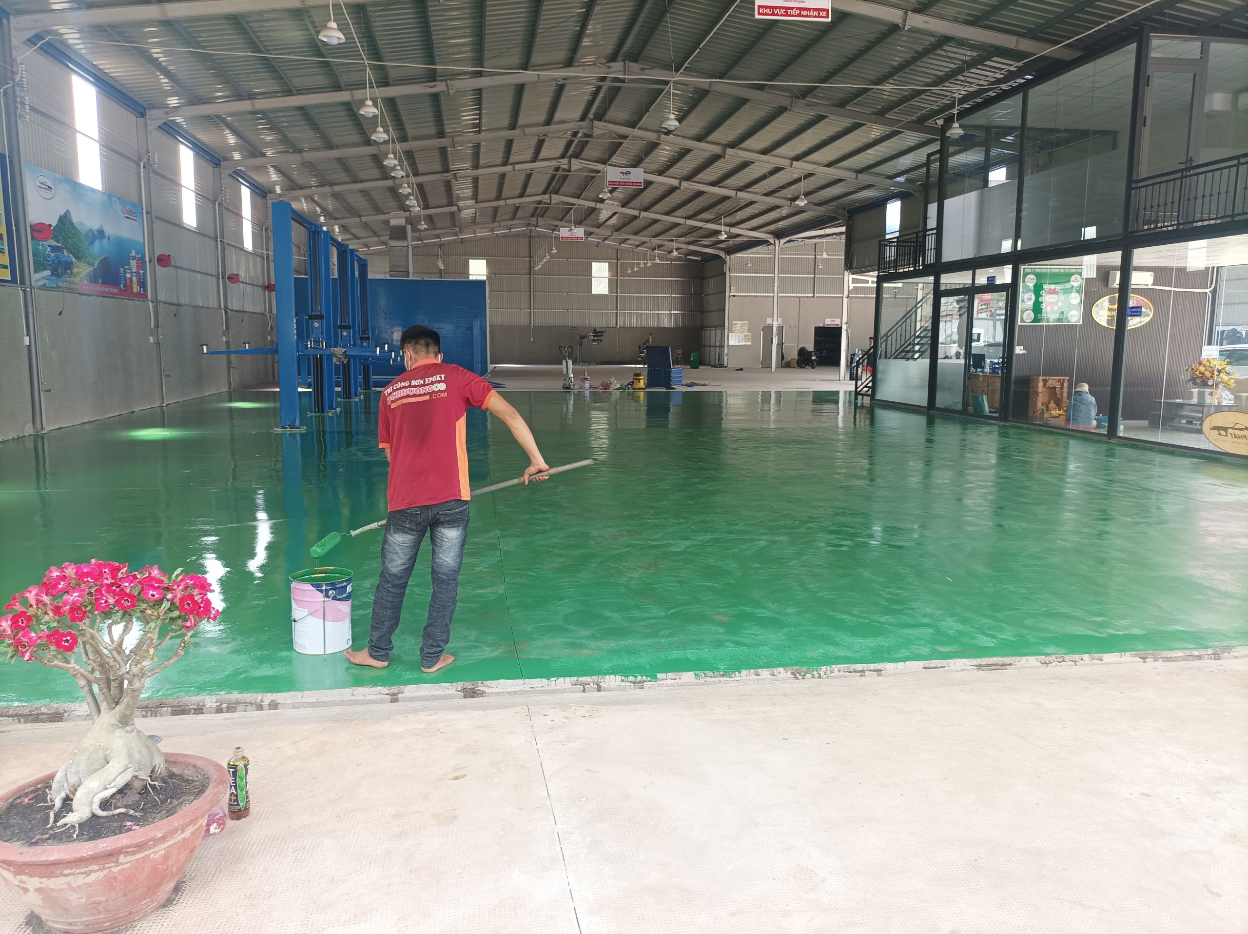 Thi Công Sơn Epoxy Sàn Nhà Xưởng Thi Công Sơn Epoxy Sàn Nhà Xưởng