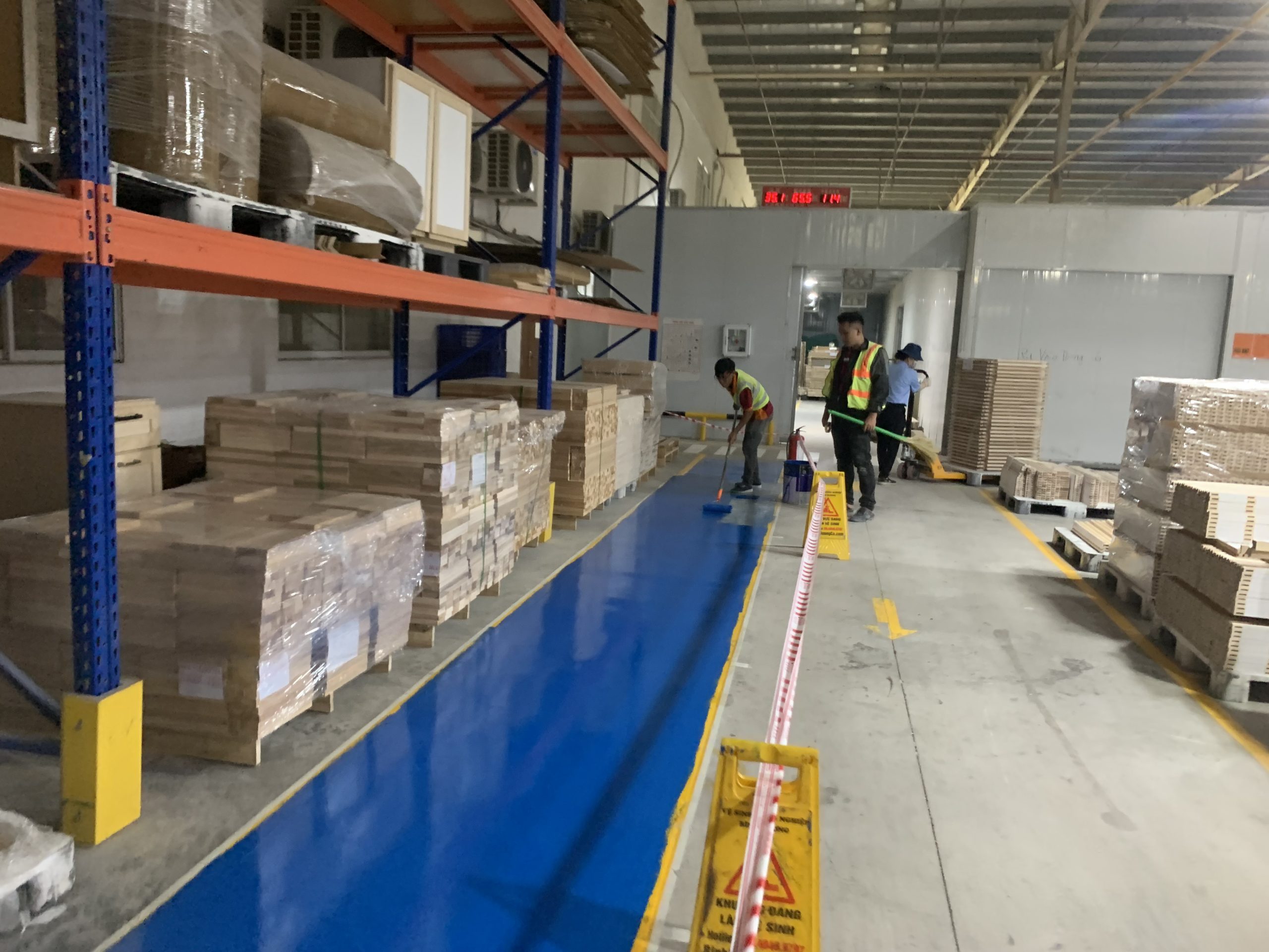 Bảng Giá Thi Công Sơn Sàn Epoxy Tại Bình Dương Năm 2025